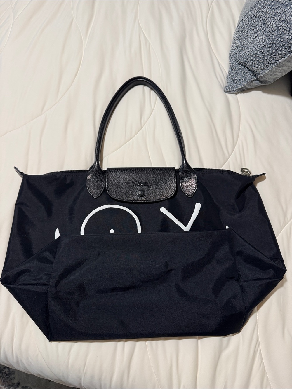 Longchamp Black Tote with White AMOUR Graphic - Picture 6 of 12